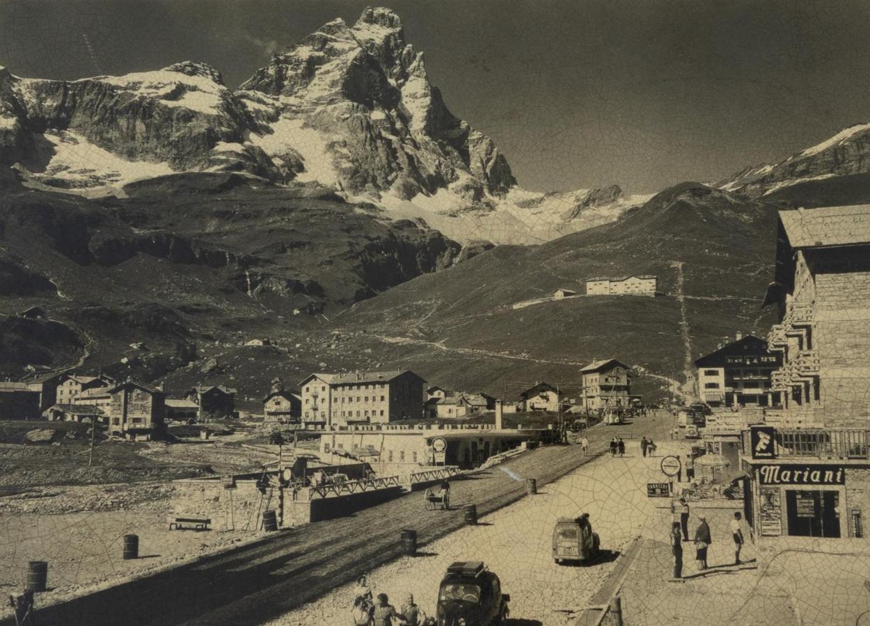 Hotel Meuble' Joli Breuil-Cervinia Eksteriør billede