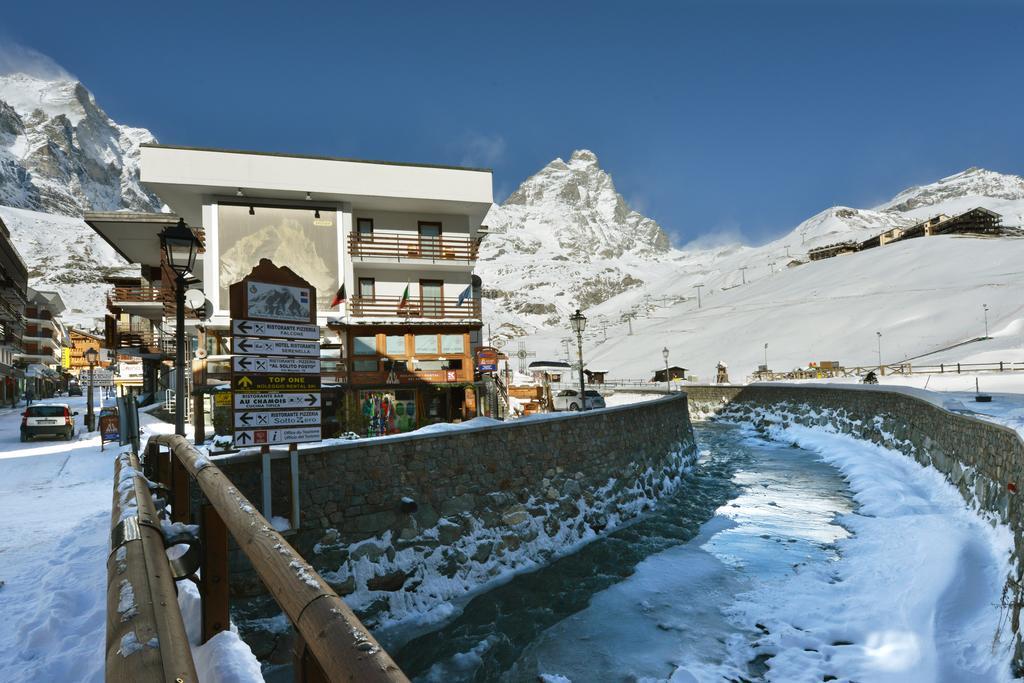 Hotel Meuble' Joli Breuil-Cervinia Eksteriør billede